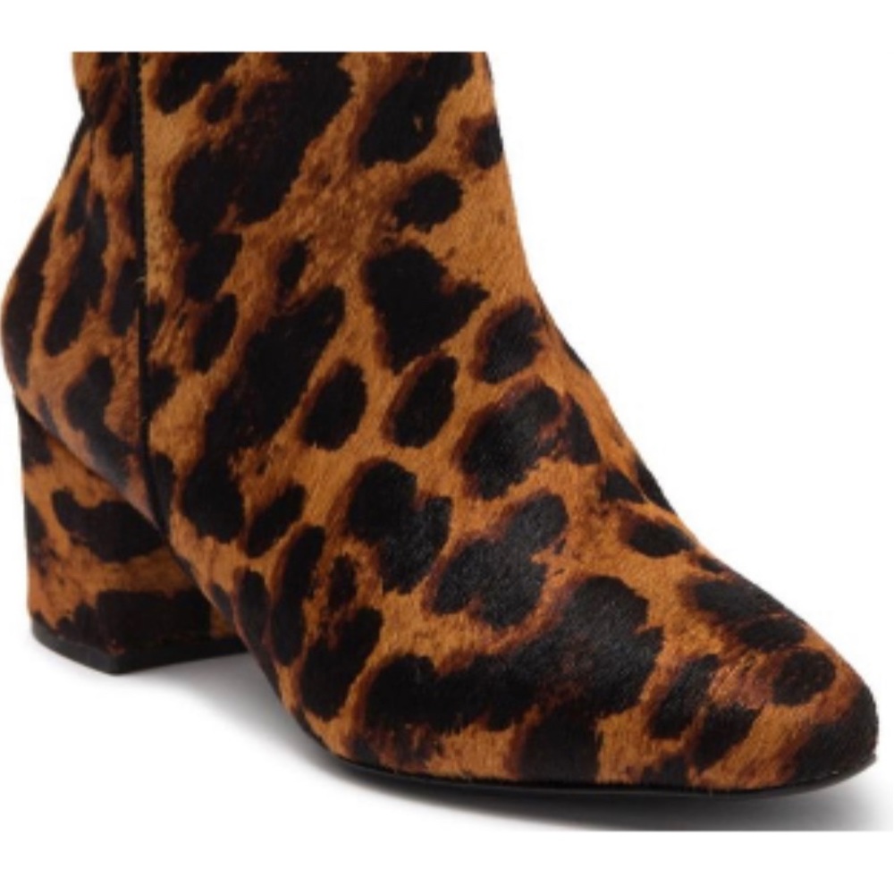 NWT SCHUTZ Calf hair leopard print ankle booties